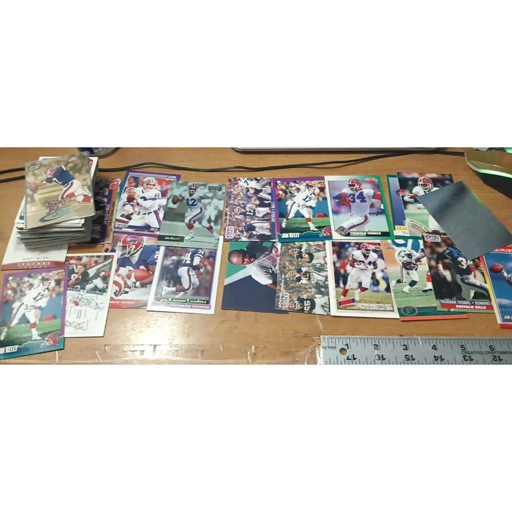 Huge Lot of 100 Buffalo Bills Football Cards